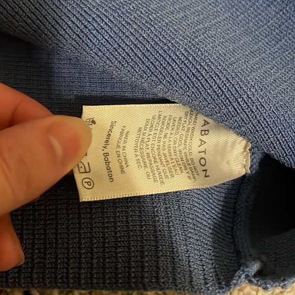 SOLD - Aritzia sculpt knit - Picture 3 of 4